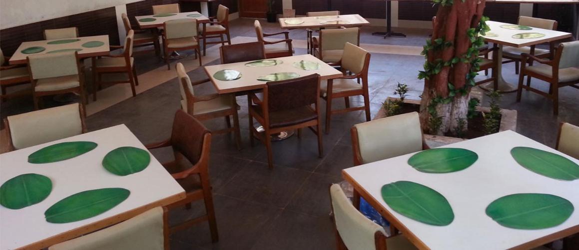 R Wood Resort Matheran Esterno foto